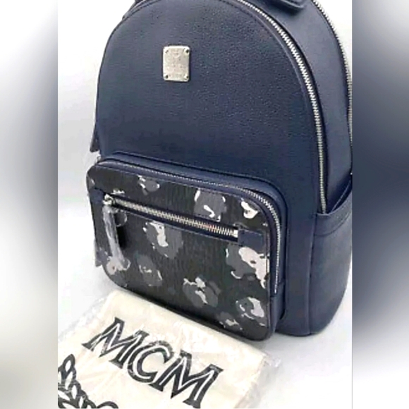 NEW 🍒Retail $1190 🍀MCM Stark BACKPACK Unisex Small Size Black/Navy Color - Picture 5 of 7